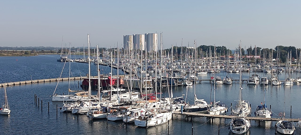 Stellplatz Parkplatz Burgtiefe Südstrand